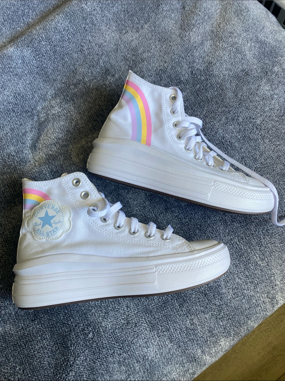 Converse White High-Top Kids Sneakers with Pastel Rainbow Stripe - Picture 2 of 3